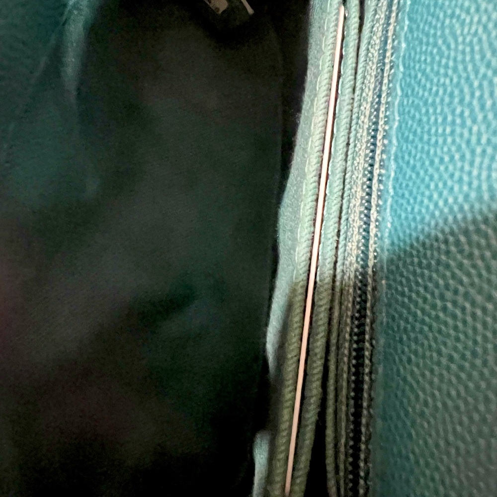 Chanel coco Caviar Turquoise Blue Bag - Picture 8 of 9
